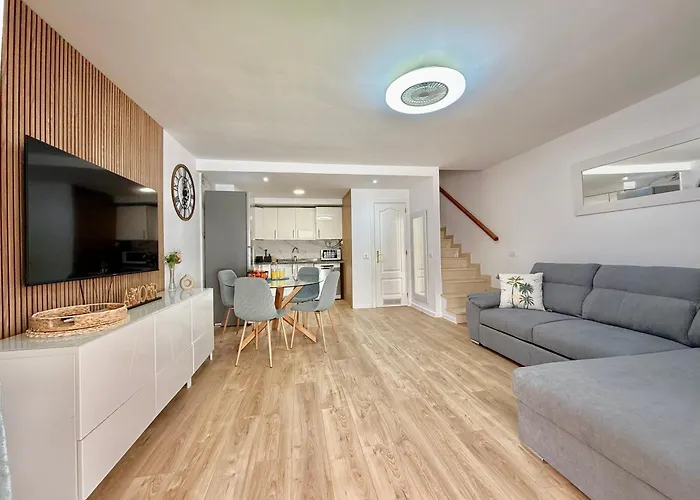 Апартаменты Paulmarie Family Duplex Playa De Fanabe *